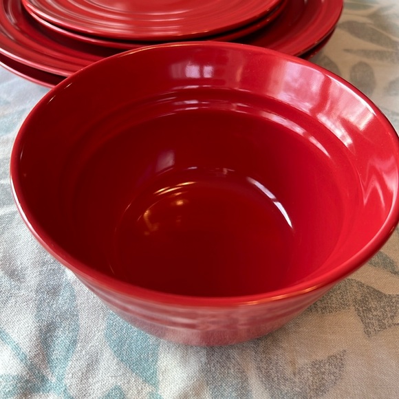 EUC - Rachael Ray Double Ridge Dinnerware Set - Picture 6 of 7